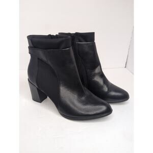 Clarks Collection Women’s Black Leather Ankle Boots Block Heel Zip – US 9